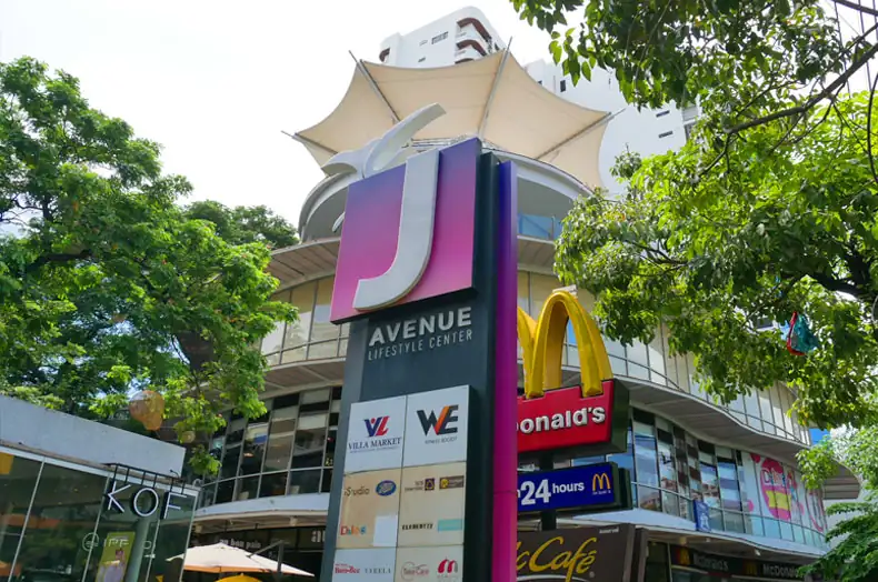 J AVENUE