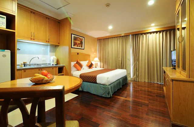 Admiral Suites
