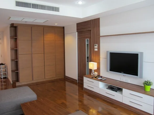Baan Siri 24