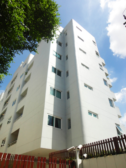Tonson Court