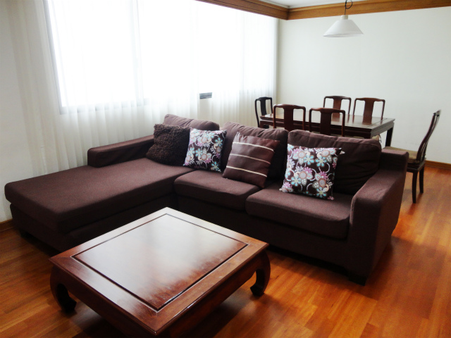 Mahajak Apartment