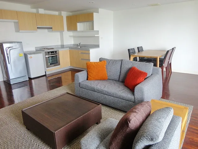Tree Apartment