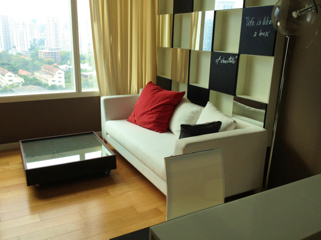 Eight Thonglor Residence