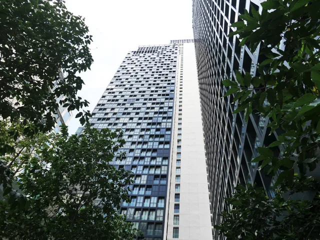 Noble Ploenchit