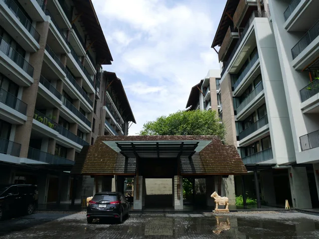 Raveevan Suites