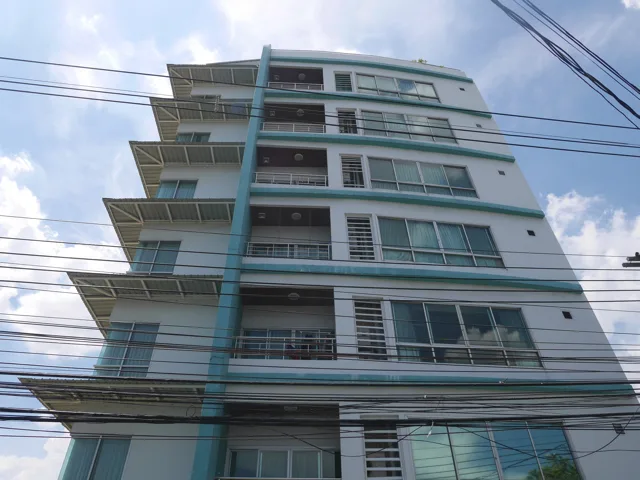 Sarin Suites