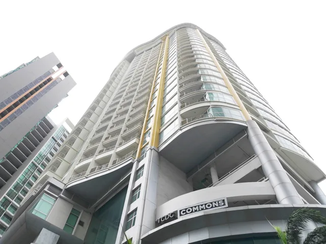 Le Luk Condominium