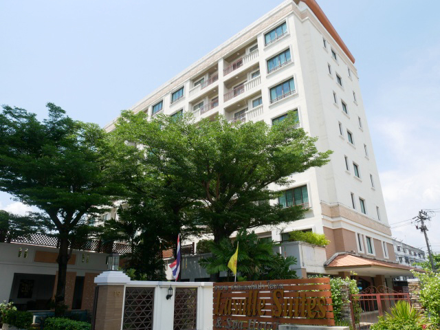 Lasalle Suites & Spa Hotel