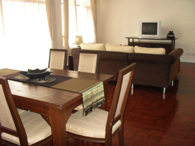 Neo Aree Apartment