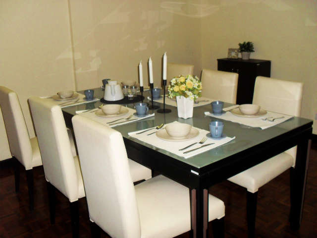 Phatana Court