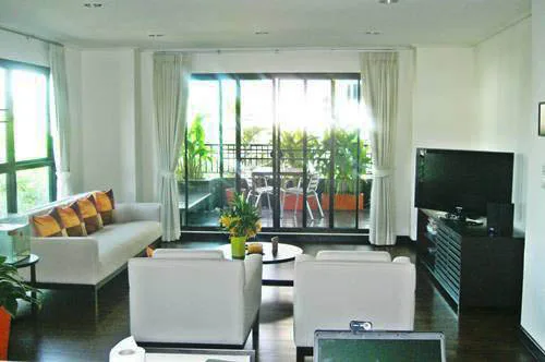 The Lanai Sathorn