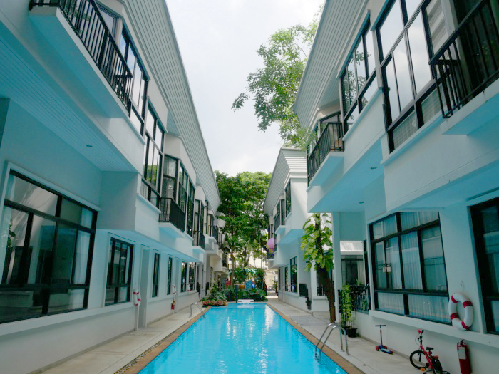 SW 38 Place (Veranda Ville)
